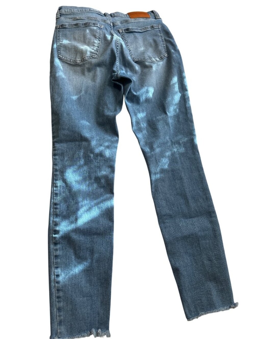 Lucky Brand Straight Leg Medium Wash Denim Jeans W/ Raw Hem Womens Size 30